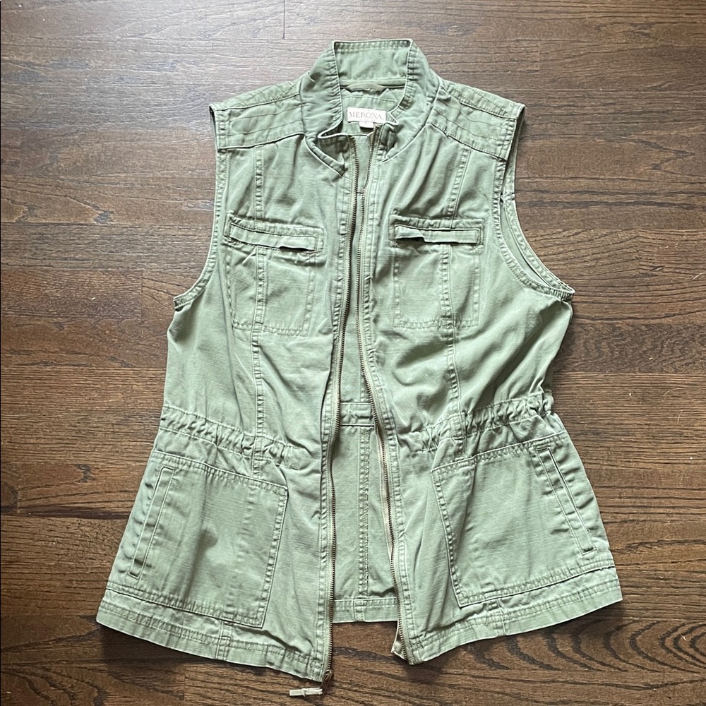 Merona Sage Green Sleeveless Vest